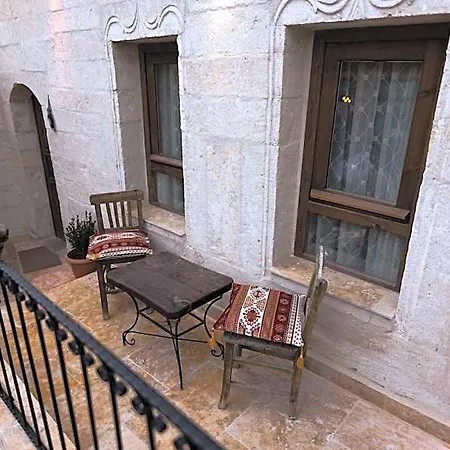 Memory Cave House Гореме